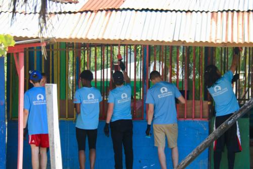 Group of students on build site